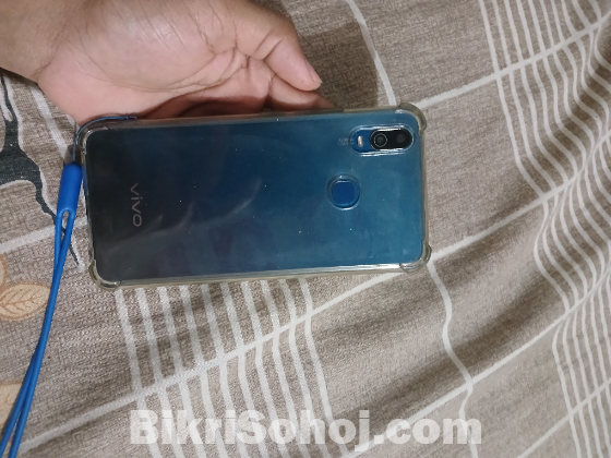 Vivo y 11-- 6-128 gb